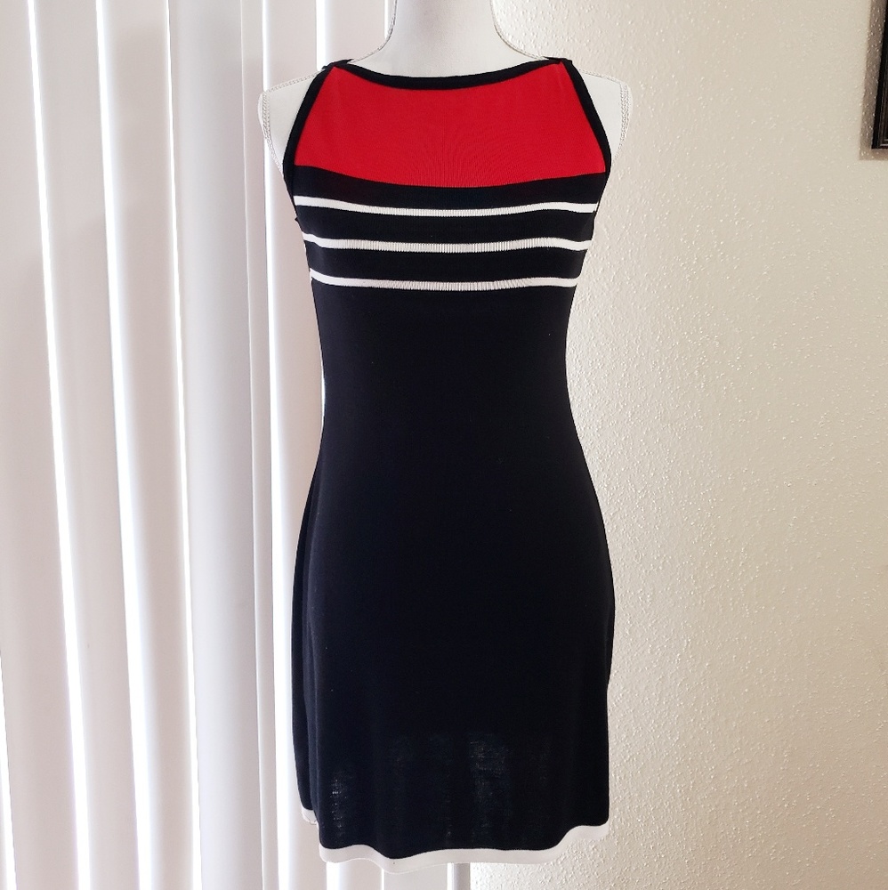 🚨SOLD🚨 French Curve Dress